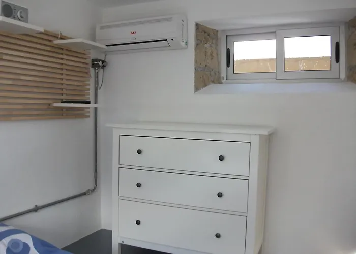 Ruderi * צ'טארה